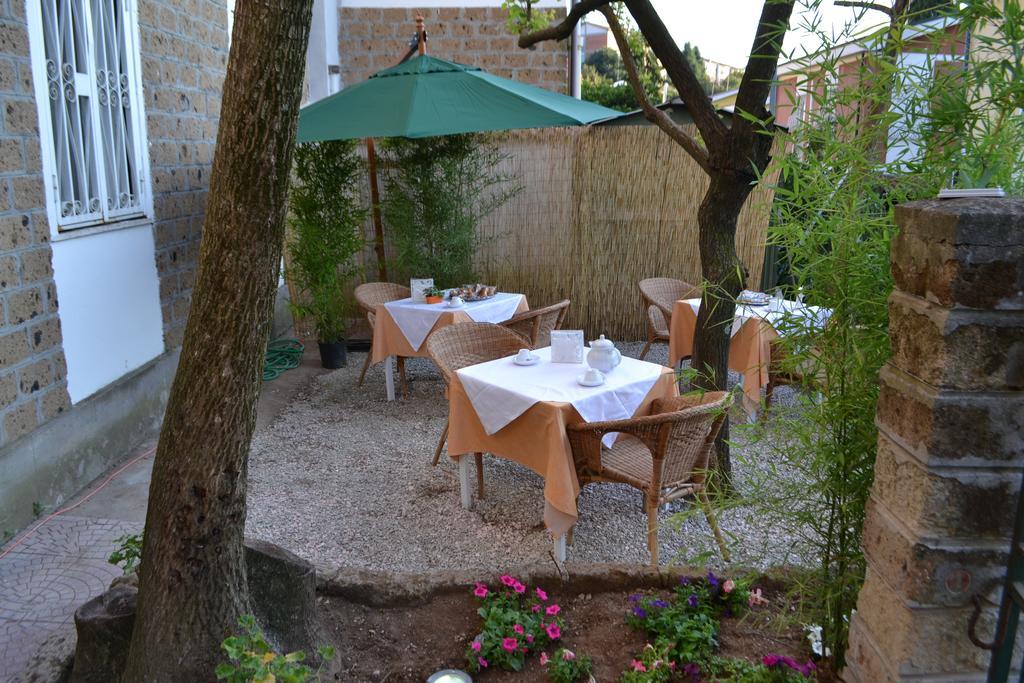 La Luna Di Roma B&B Dış mekan fotoğraf